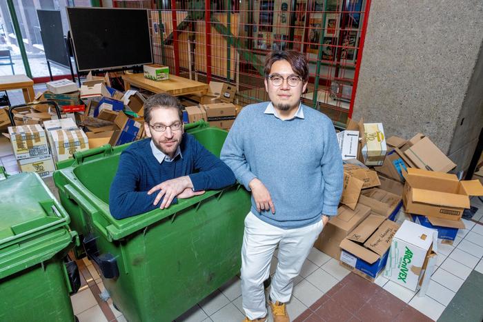 Jonathan Wilansky (left) and Kailun Cao