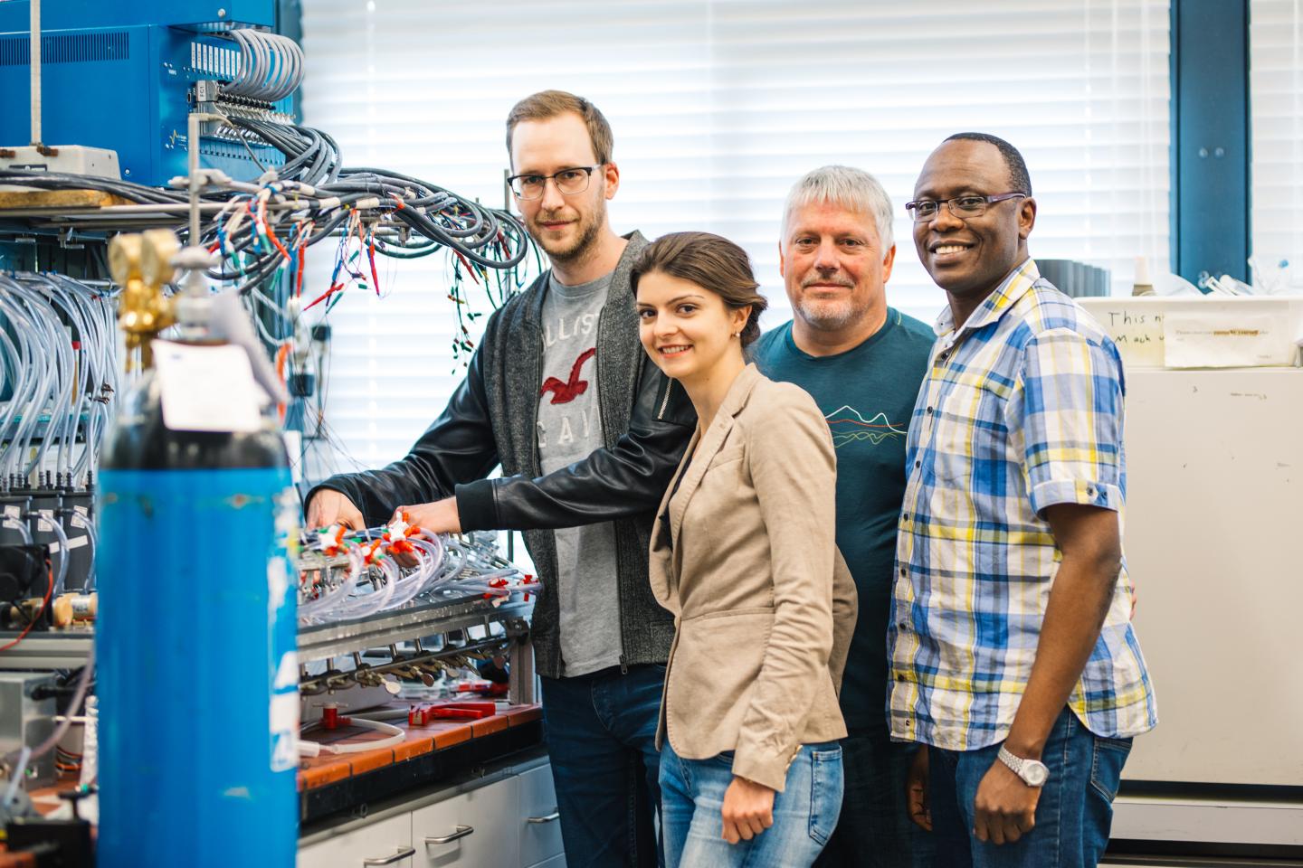 Researchers Working on Sophisticated Materials for Hydrogen Synthesis
