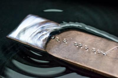 Superhydrophobic