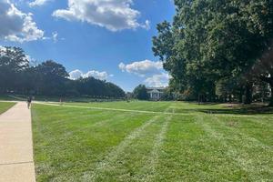 At the University of Maryland, Hirose conducted research as a visiting PhD student.