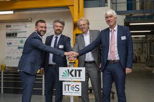 Joint opening of the COSMOS-H plant with (from left to right) Dr. Stephan Gabriel, Institute for Thermal Energy Technology and Safety (ITES); Professor Daniel Banuti, ITES; Professor Jan S. Hesthaven, President of KIT; and Dr. Walter Tromm, scientific spo