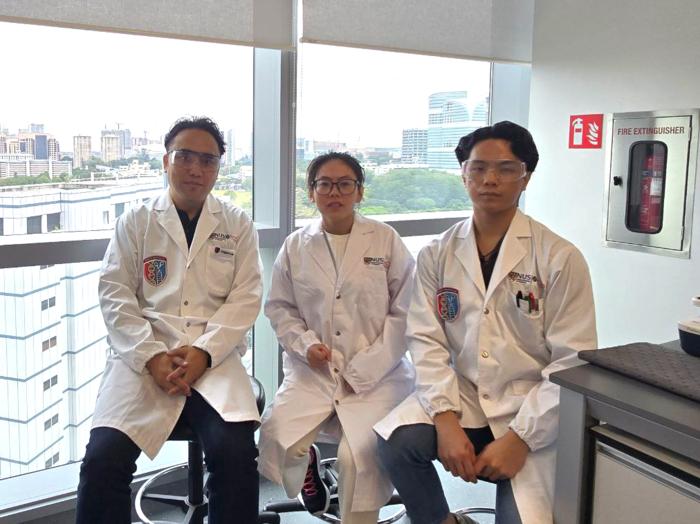 Asst Prof Lee Jungjoon and team