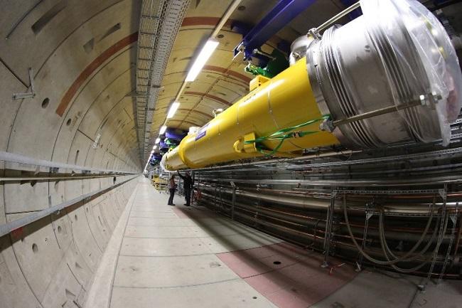 Accelerator Tunnel XTL.
