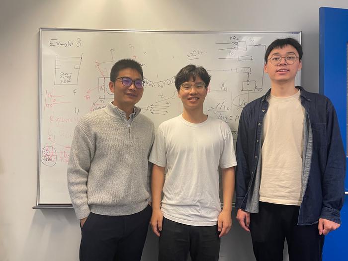 The research conducted by Prof. Zhou Yanguang (left), Dr. Xu Yixin (center), Dr. Xiang Xing (right), and all members of the Microscale Thermal Engineering Lab, bridges the gap between microscopic atomic dynamics and macroscopic ion transport.