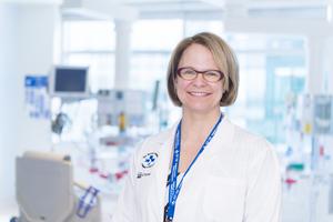 Dr. Lauralyn McIntyre
