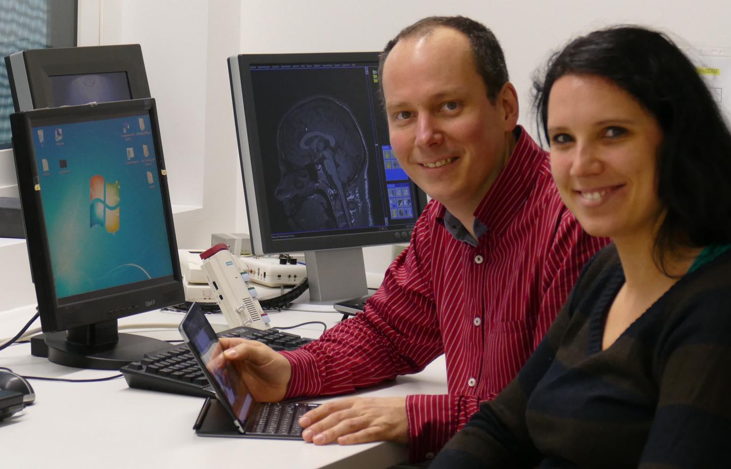 Bernd Weber and Laura Enax, University of Bonn