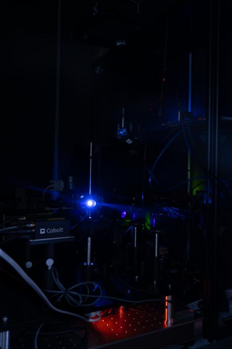 Slow transient emission spectroscopy setup