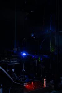 Slow transient emission spectroscopy setup