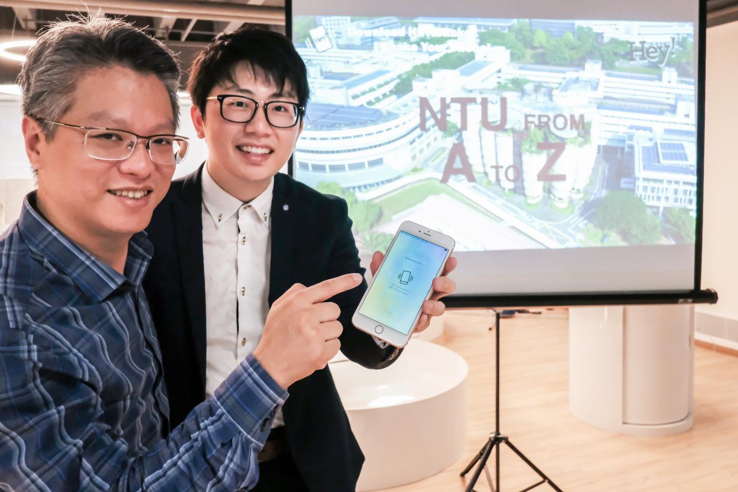 NTU Associate Professor Wen Yonggang and Cloud Wings Xia Ye