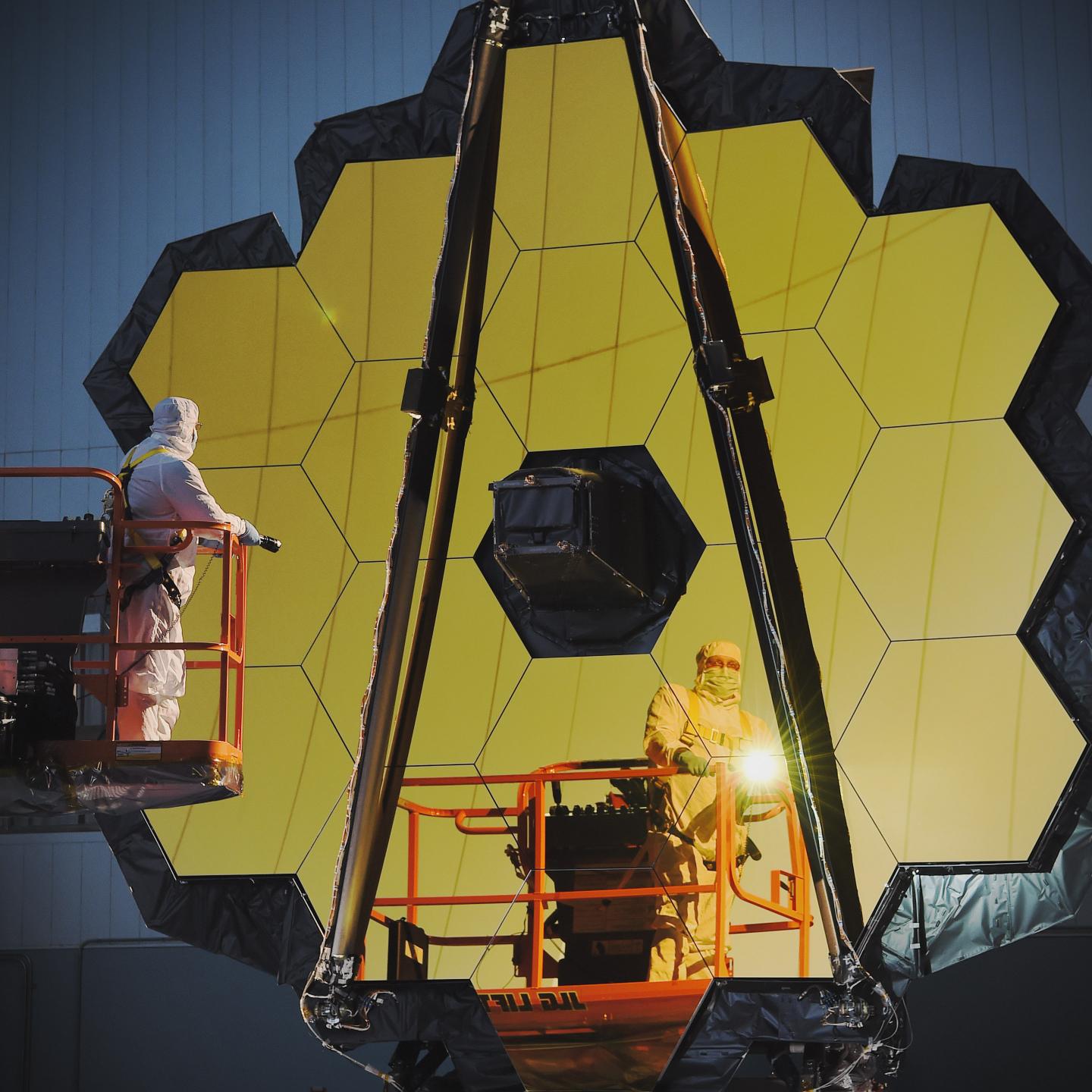 Engineers Conduct Test on Webb