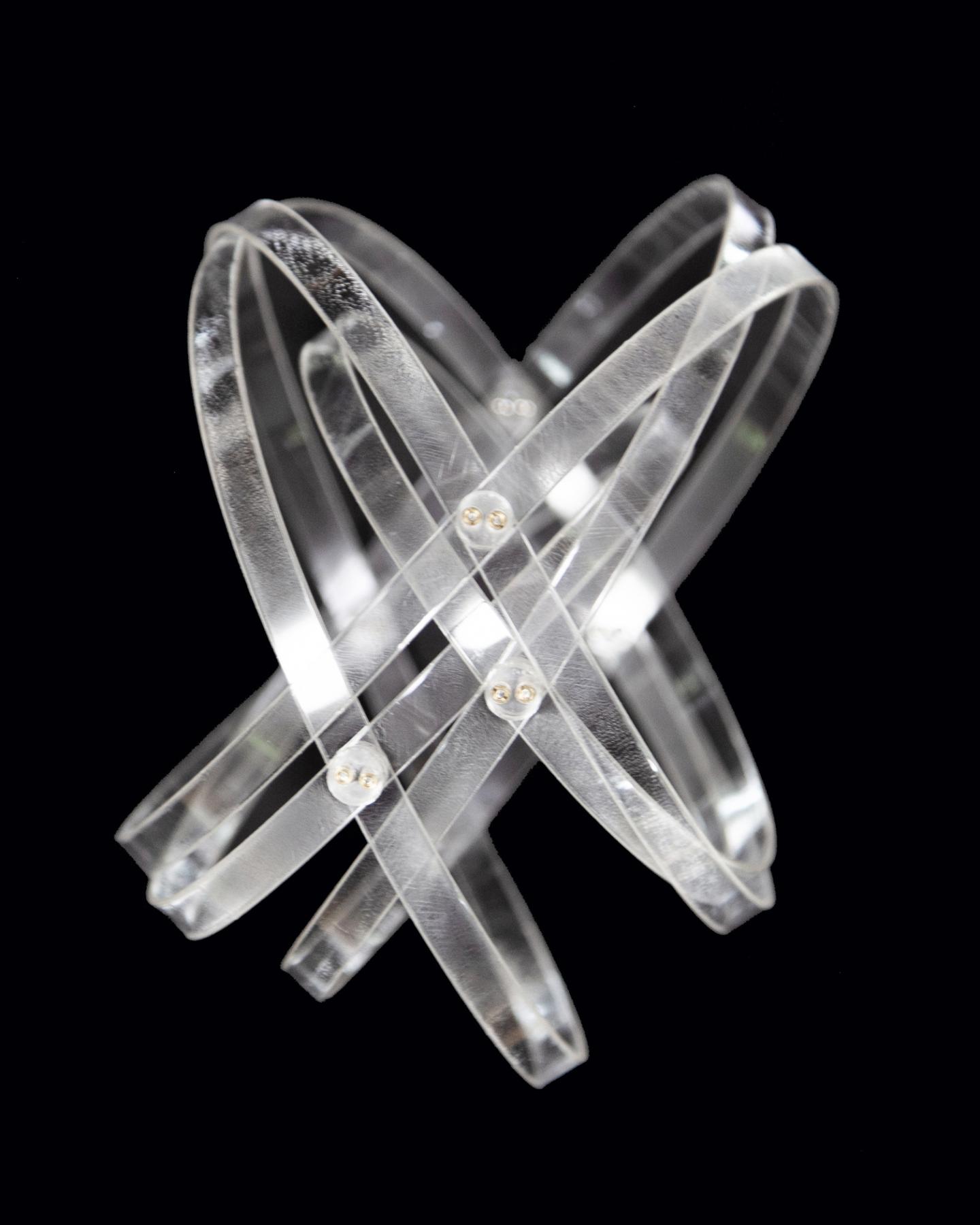 Folding shapes from flexible strips 1
