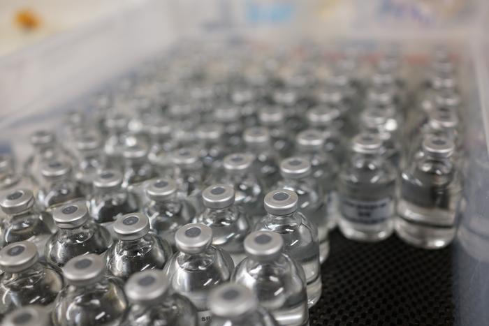 Xin SUn's sampling bottles