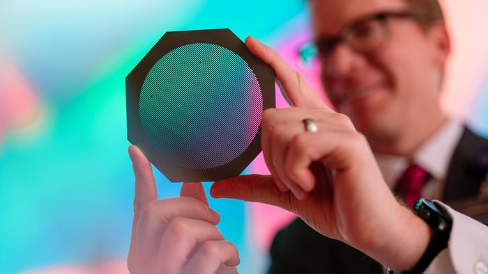 Tungsten collimator