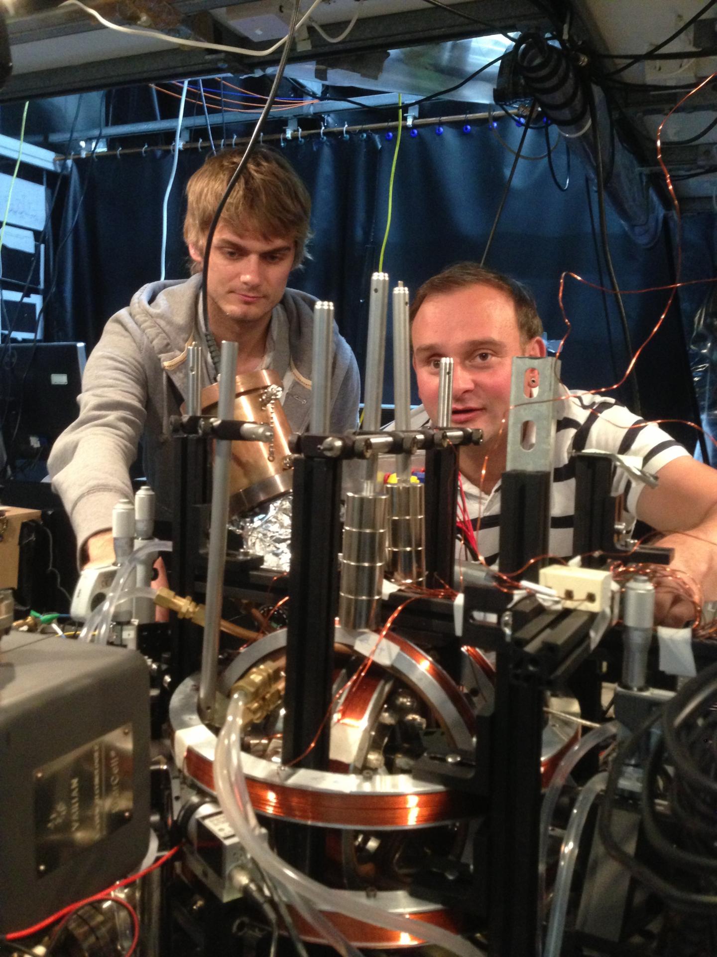 Winfried Hensinger and Seb Weidt, University of Sussex
