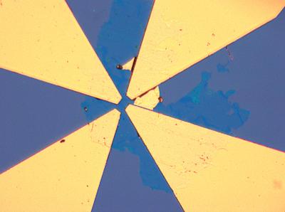 Harvest Energy From Flowing Water with Graphene