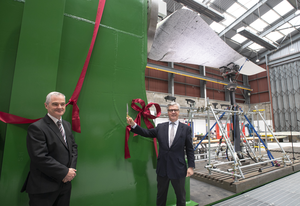 FastBlade ribbon cutting