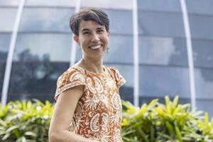 SMU Associate Professor Michelle Lim