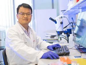 Mingfu Wu, University of Houston professor of pharmacology
