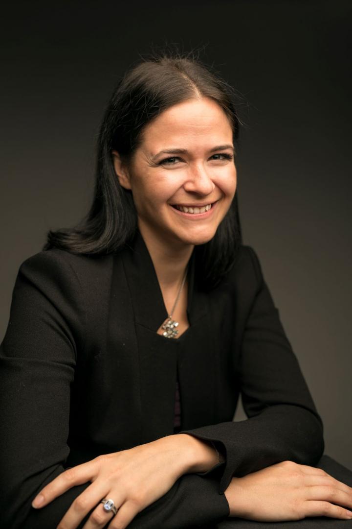 Erin Calipari