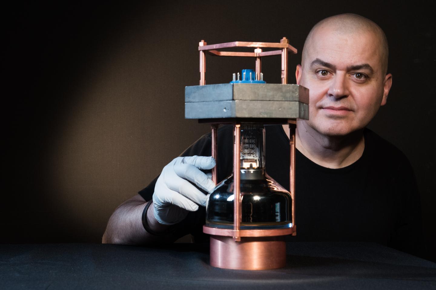 Collar with Neutrino Detector 2