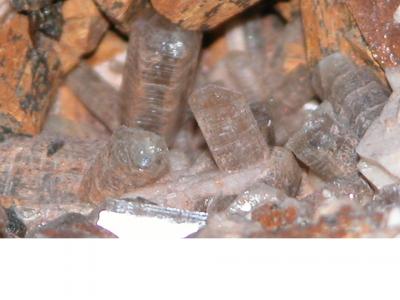TUe-apatite