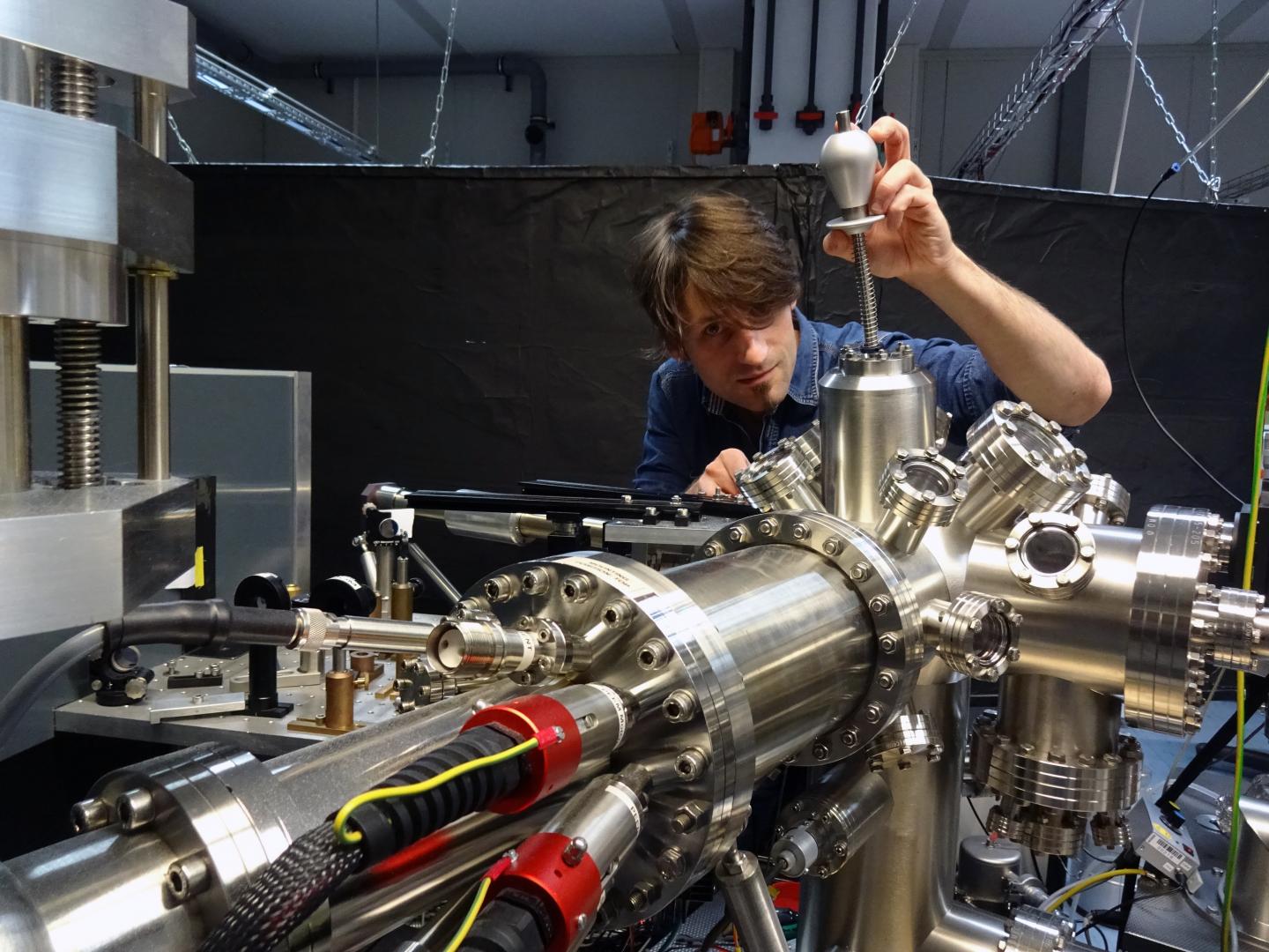 Hot Electrons Point the Way to Perfect Light Absorption