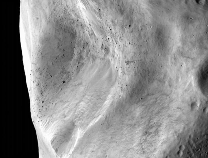 Craters on the Surface of the Asteroid 21 Lutetia