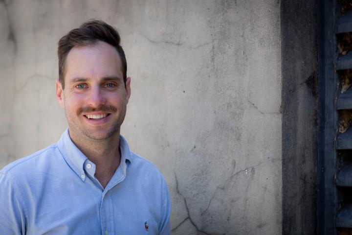 Dr Elliot Scanes