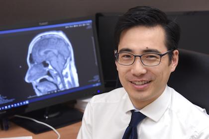 Dr. Hong, UT Southwestern Medical Center 