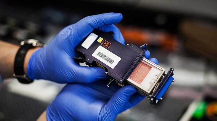 A Cellbox mini-laboratory.
