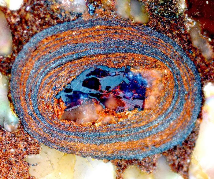 Iron oxide stone