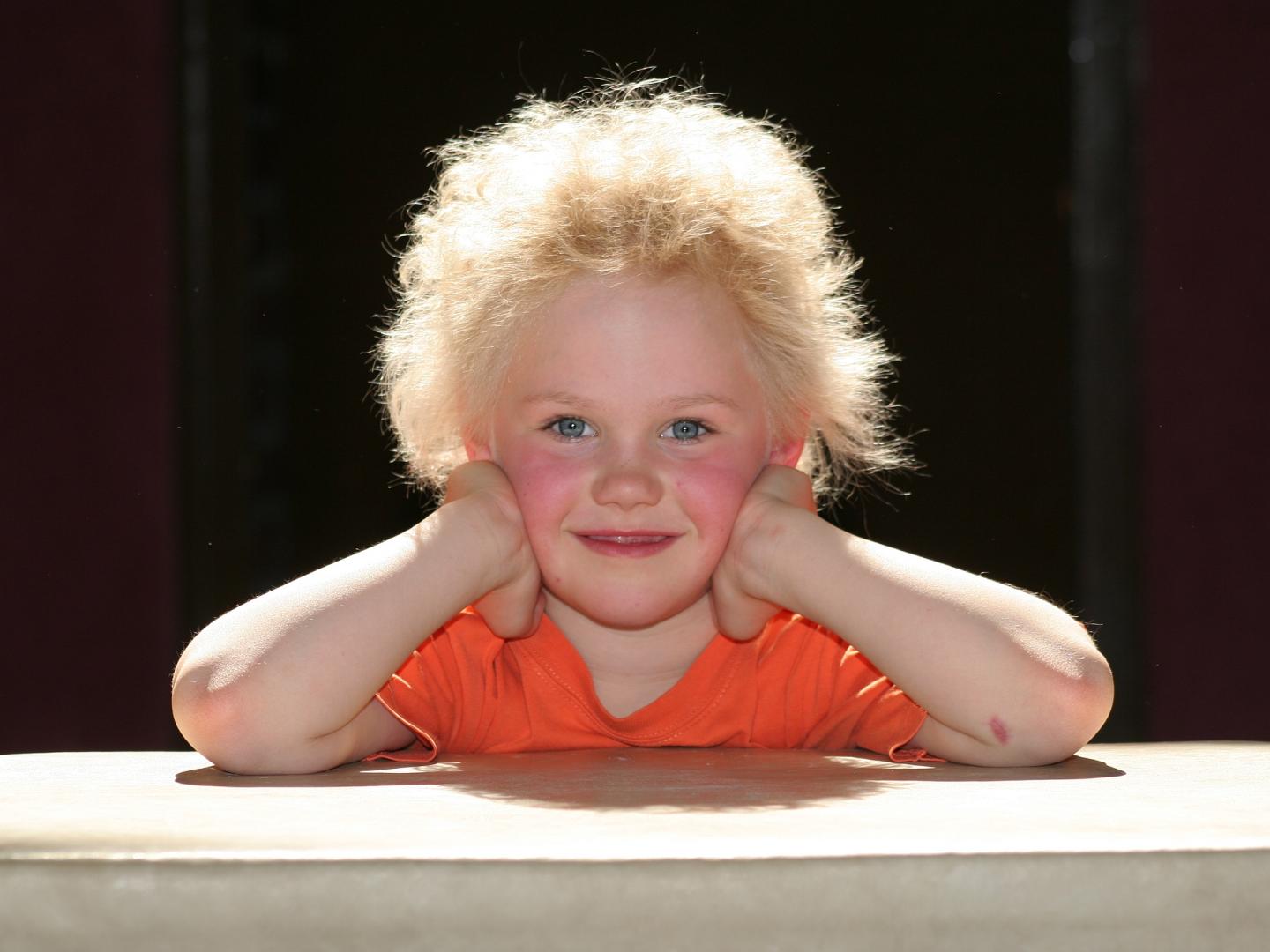 Girl with Uncombable Hair