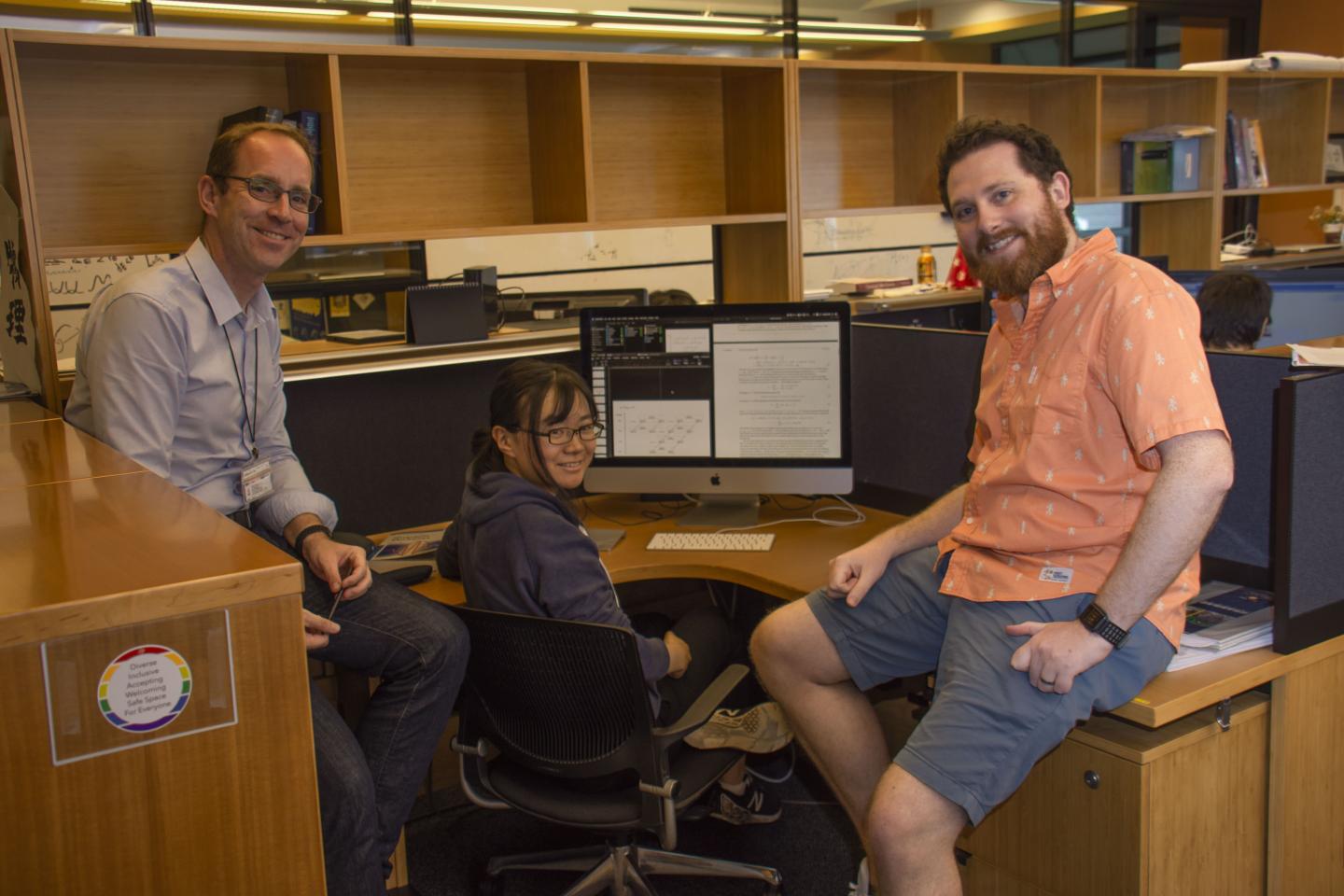 Professor Thomas Busch, Ayaka Usui, and Dr. Thomás Fogarty