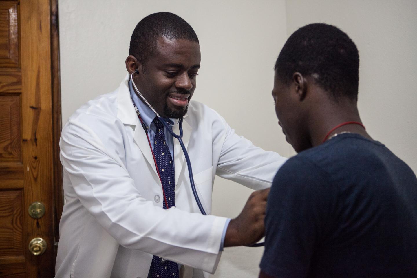 Dr. Samuel Pierre