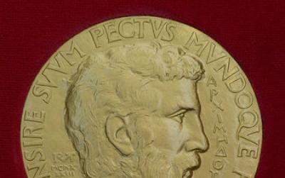 Front of the Fields Medal