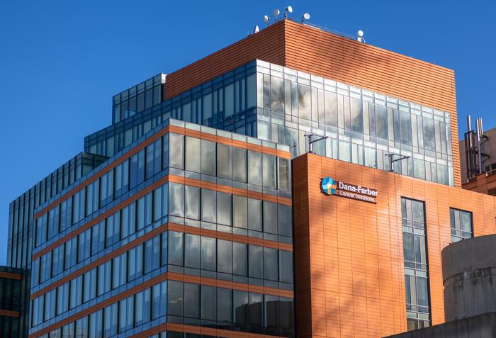 Dana-Farber led research shows immunotherapy post-surgery improves overall survival for kidney cancer