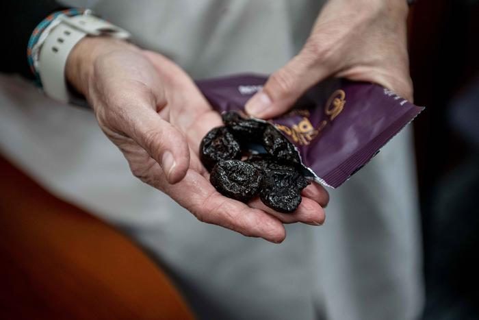prunes