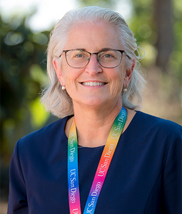 Lisa Stellwagen, MD