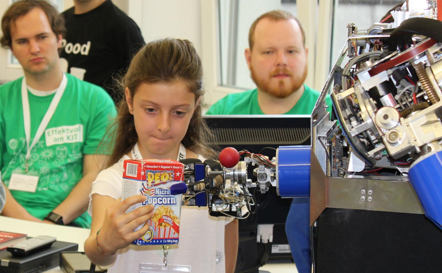 Experiencing AI through experiments