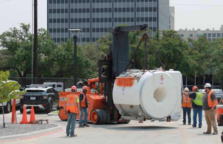 Installation of 3T MRI Underway at Center for BrainHealth®
