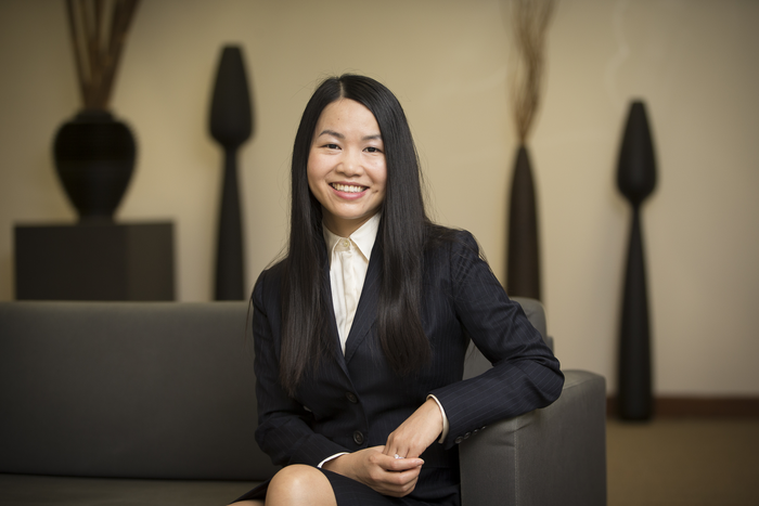 SMU Associate Professor Yangfang Helen Zhou