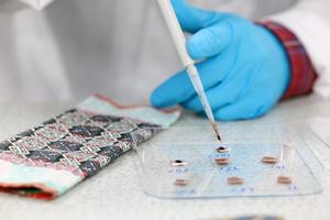 SunPad staining samples in lab
