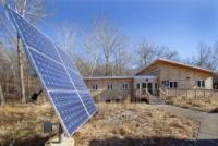 Sun-tracking Photovoltaic Arrays