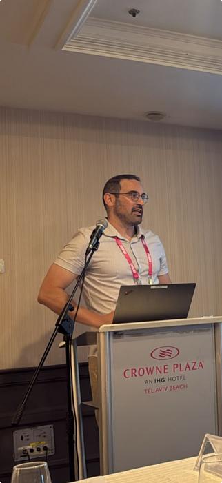 Dr Avinoam Shye