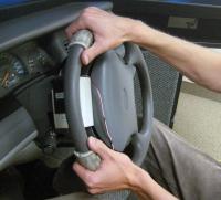 Touch-based Navigation Devices on Steering Wheel