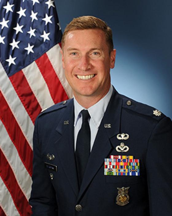 Dr. Patrick Suermann