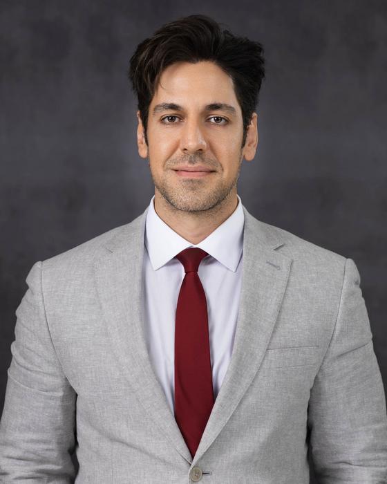 Dr. Ryan Raimi