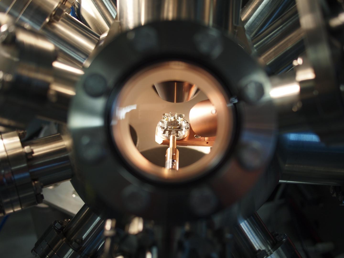 Vacuum Chamber