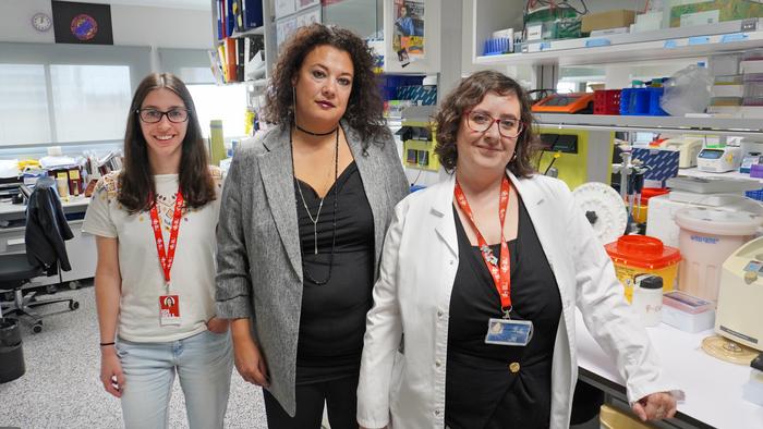 Sara Montserrat-Vazquez, Dr M Carolina Florian and Dr Eva Mejía-Ramírez, IDIBELL researchers and coauthors of the study.