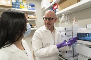 Charles Brenner, Ph.D., City of Hope’s Alfred E. Mann Family Foundation Chair in Diabetes and Cancer Metabolism